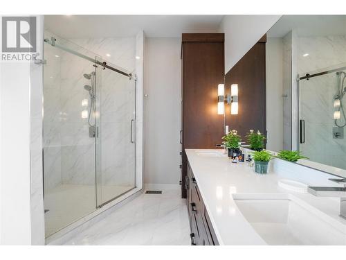 3655 Mcbride Road, Blind Bay, BC - Indoor Photo Showing Bathroom