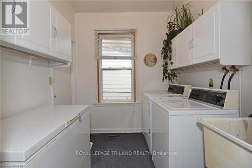 851 Elias St, London, ON - Indoor Photo Showing Laundry Room