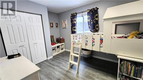 Another cute bedroom...any family member would be happy to call this room their own.Another cute bedroom...any family member would be happy to call this room their own. This third bedroom has a la - 17021 County Rd 36 Post Road, St Andrews West, ON - Indoor