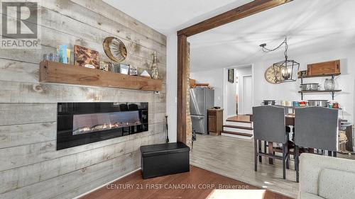 64 Josephine St, London, ON - Indoor With Fireplace