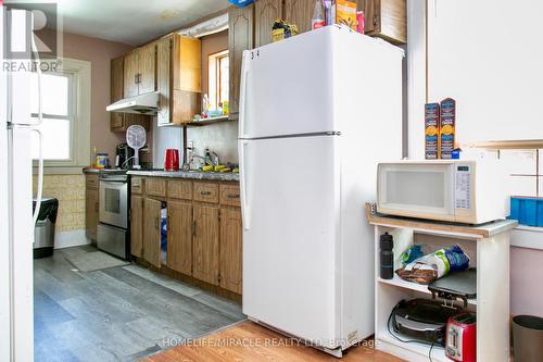 534 Josephine Avenue, Windsor, ON - Indoor Photo Showing Kitchen