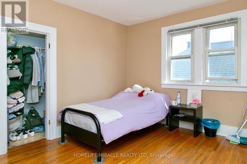 534 Josephine Avenue, Windsor, ON - Indoor Photo Showing Bedroom