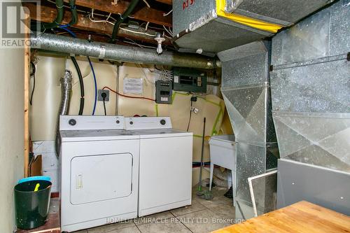 534 Josephine Avenue, Windsor, ON - Indoor Photo Showing Laundry Room