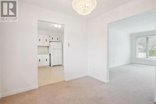 7 Capilano Drive, Hamilton, ON - Indoor Photo Showing Other Room