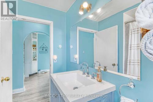 118 Third Avenue W, Shelburne, ON - Indoor Photo Showing Bathroom