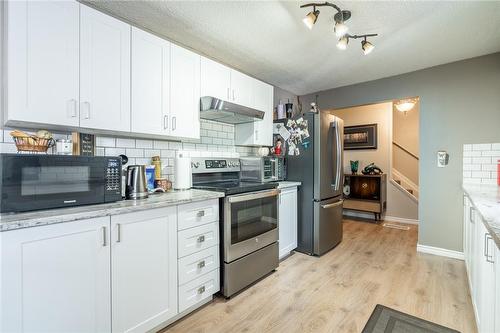 259 Cedar Drive, Turkey Point, ON - Indoor Photo Showing Kitchen With Stainless Steel Kitchen