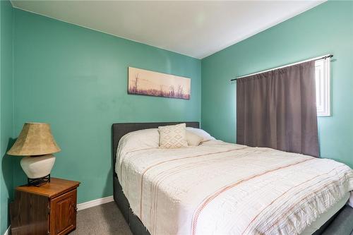 259 Cedar Drive, Turkey Point, ON - Indoor Photo Showing Bedroom