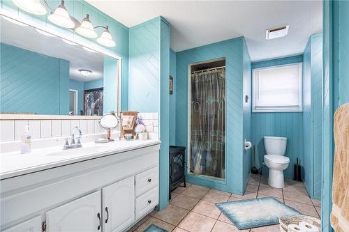 259 Cedar Drive, Turkey Point, ON - Indoor Photo Showing Bathroom