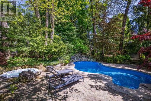 1273 Queen Victoria Avenue, Mississauga, ON - Outdoor With In Ground Pool