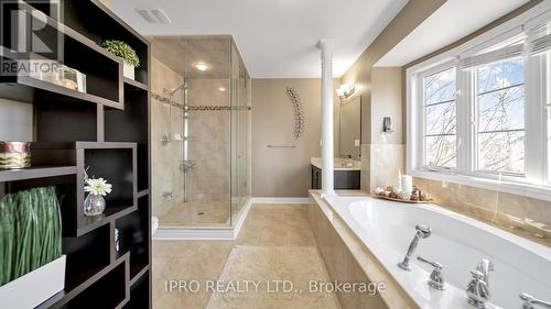 4 Quatro Crescent, Brampton, ON - Indoor Photo Showing Bathroom