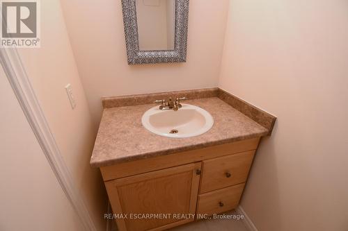#15 -484 Millen Rd, Hamilton, ON - Indoor Photo Showing Bathroom