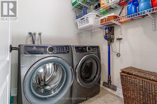 279 Kincardine Terr, Milton, ON - Indoor Photo Showing Laundry Room
