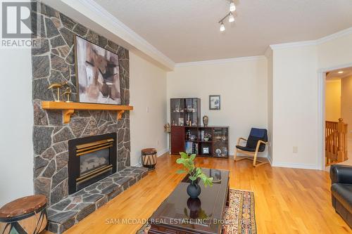 2360 Silverwood Drive, Mississauga, ON - Indoor Photo Showing Living Room With Fireplace