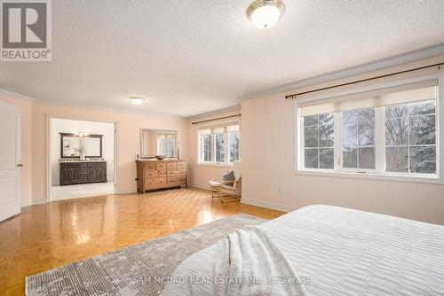2360 Silverwood Drive, Mississauga, ON - Indoor Photo Showing Bedroom