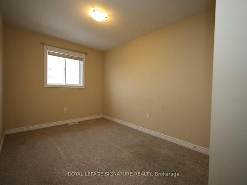 J4-70 Willorun Dr, Kitchener, ON - Indoor Photo Showing Other Room