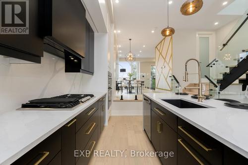 39B Evans Ave, Toronto, ON - Indoor Photo Showing Kitchen With Upgraded Kitchen