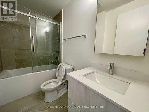 1413 - 5 Steckley House Lane, Richmond Hill, ON - Indoor Photo Showing Bathroom