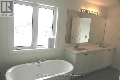 204 Rosanne Circ, Wasaga Beach, ON - Indoor Photo Showing Bathroom