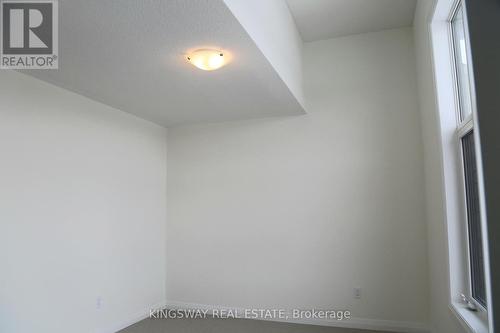 204 Rosanne Circ, Wasaga Beach, ON - Indoor Photo Showing Other Room
