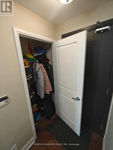 2208 - 70 Absolute Avenue, Mississauga, ON - Indoor Photo Showing Other Room