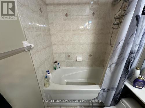 2208 - 70 Absolute Avenue, Mississauga, ON - Indoor Photo Showing Bathroom