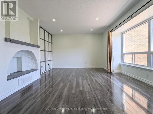 6 - 3065 Lenester Drive, Mississauga, ON - Indoor Photo Showing Other Room