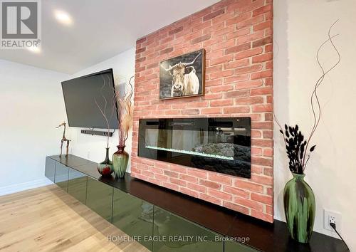 143 Sand Rd, East Gwillimbury, ON - Indoor Photo Showing Other Room With Fireplace