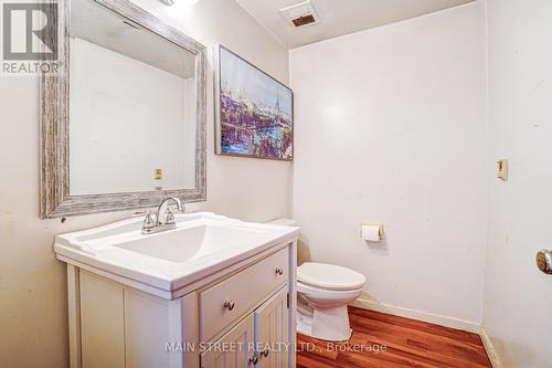860 Reach Street, Scugog, ON - Indoor Photo Showing Bathroom