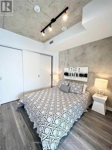 813 - 55 Ontario Street, Toronto, ON - Indoor Photo Showing Bedroom