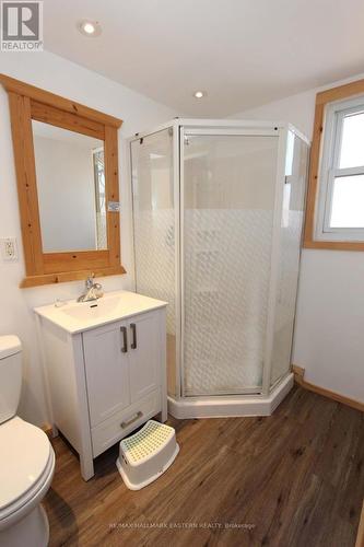 240 Burnt Dam Road, Havelock-Belmont-Methuen, ON - Indoor Photo Showing Bathroom