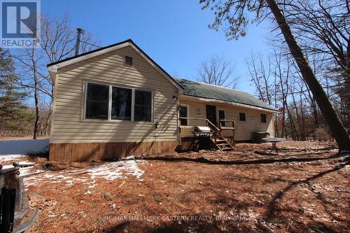 240 Burnt Dam Road, Havelock-Belmont-Methuen, ON - Outdoor