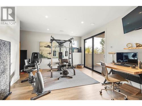 1518 Marble Ledge Drive, Lake Country, BC - Indoor Photo Showing Gym Room