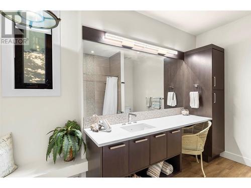 1518 Marble Ledge Drive, Lake Country, BC - Indoor Photo Showing Bathroom