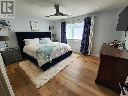 3850 Dogwood  Drive, Trail, BC - Indoor Photo Showing Bedroom