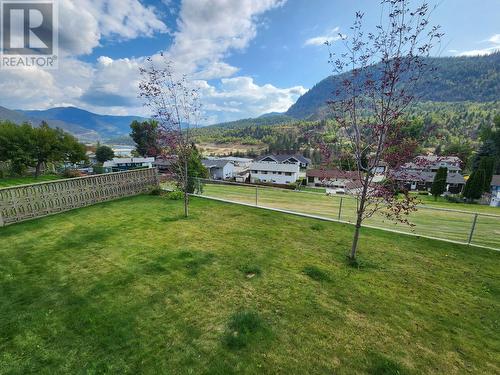 3850 Dogwood  Drive, Trail, BC - Outdoor With View