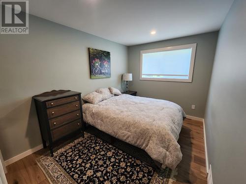 3850 Dogwood  Drive, Trail, BC - Indoor Photo Showing Bedroom