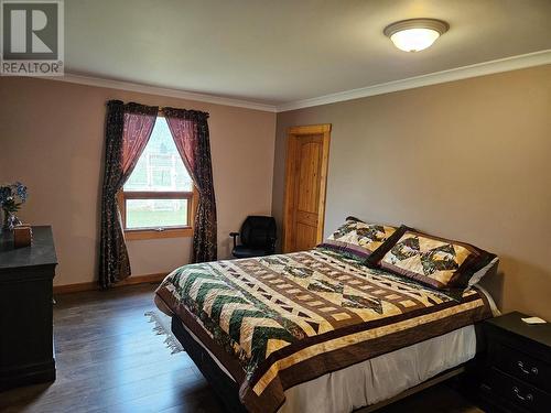 2202 Newton Road Lot# 17, Cawston, BC - Indoor Photo Showing Bedroom