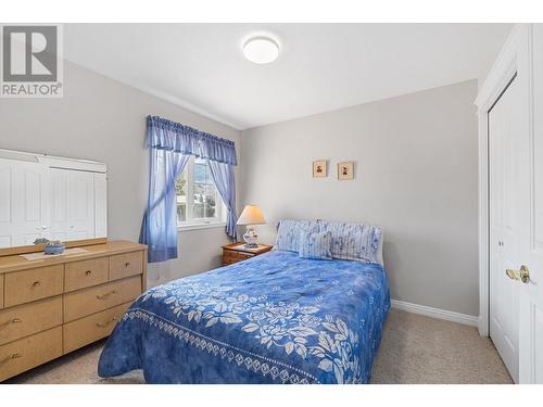 7604 Sage Drive, Coldstream, BC - Indoor Photo Showing Bedroom