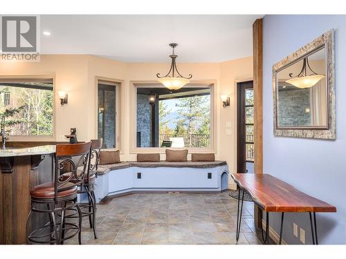 3500 65 Street Nw, Salmon Arm, BC - Indoor Photo Showing Dining Room