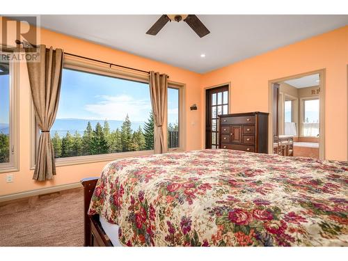 3500 65 Street Nw, Salmon Arm, BC - Indoor Photo Showing Bedroom