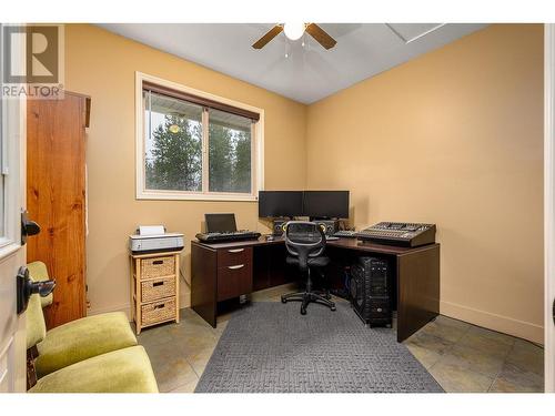 3500 65 Street Nw, Salmon Arm, BC - Indoor Photo Showing Office