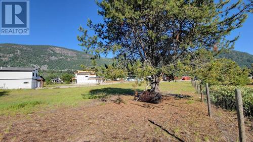 319 Elkview  Trail, Castlegar, BC 