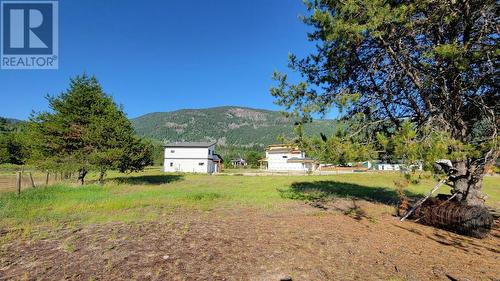 319 Elkview  Trail, Castlegar, BC 