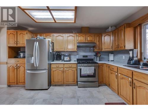 2906 Sullivan Crescent, Prince George, BC - Indoor Photo Showing Kitchen