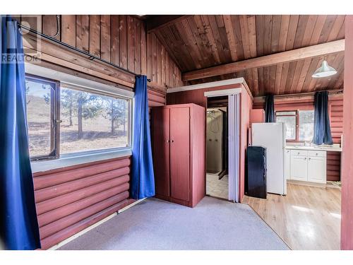4957 Telqua Drive, 108 Mile Ranch, BC -  Photo Showing Other Room
