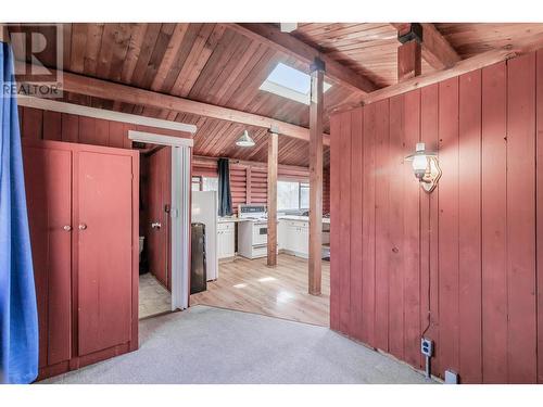 4957 Telqua Drive, 108 Mile Ranch, BC - Indoor Photo Showing Other Room