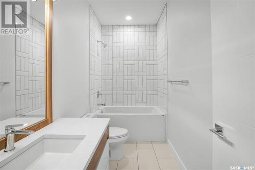 1523 Ewart Avenue, Saskatoon, SK - Indoor Photo Showing Bathroom