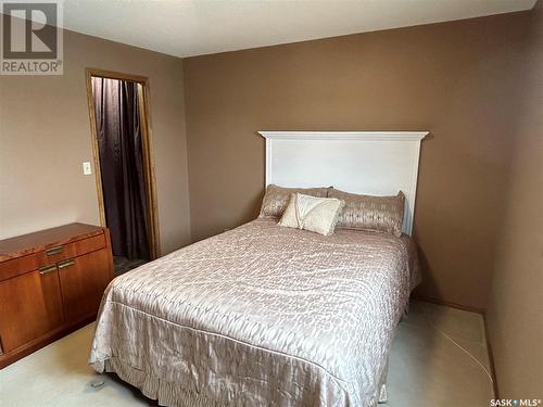 203 408 Heritage Drive, Estevan, SK - Indoor Photo Showing Bedroom