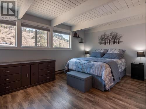 20412 Garnet Valley Road, Summerland, BC - Indoor Photo Showing Bedroom