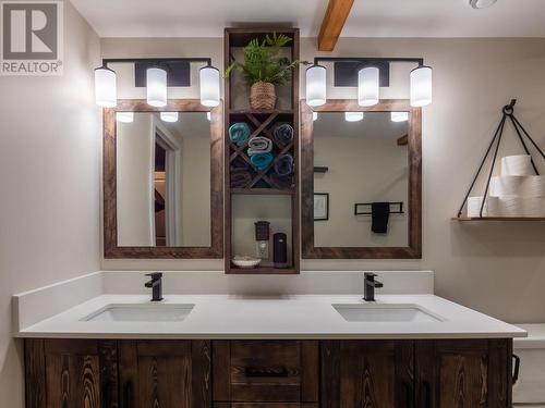 20412 Garnet Valley Road, Summerland, BC - Indoor Photo Showing Bathroom